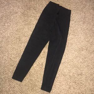 Black shiny leggings